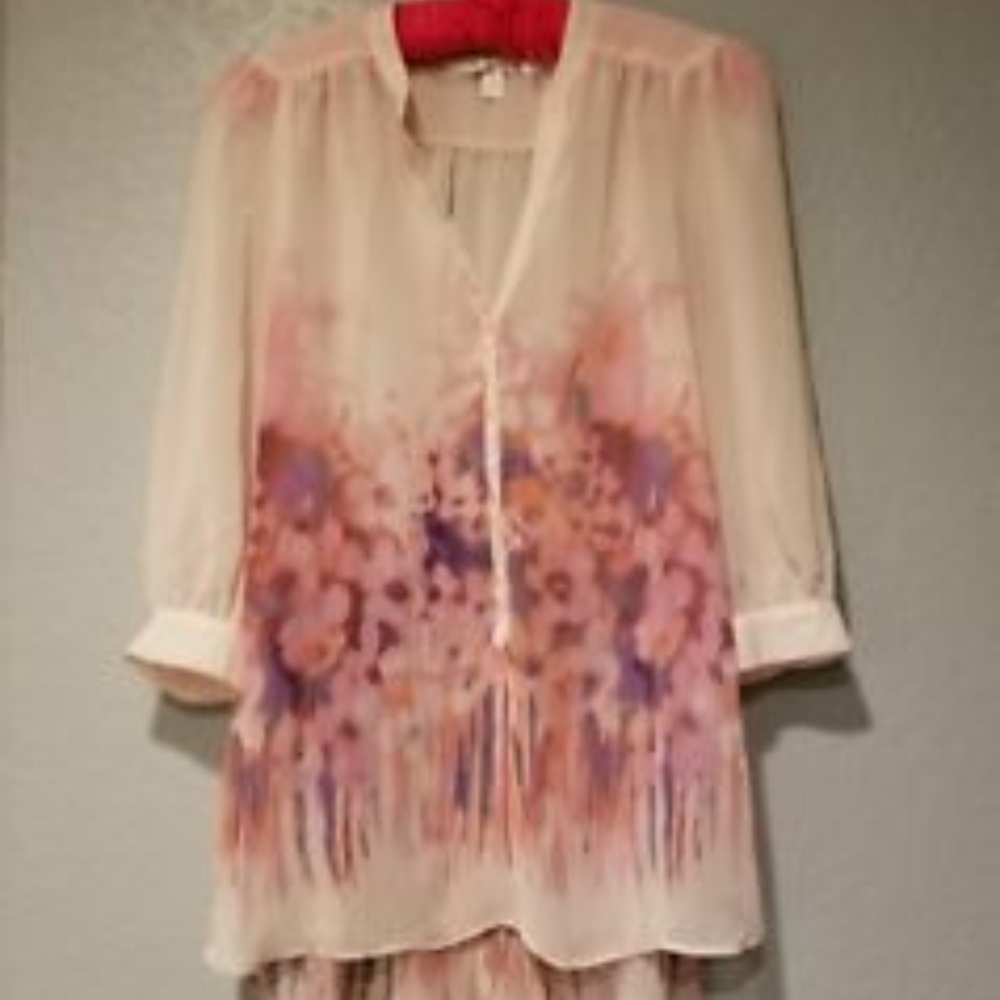 Lauren Conrad Sheer button down blouse